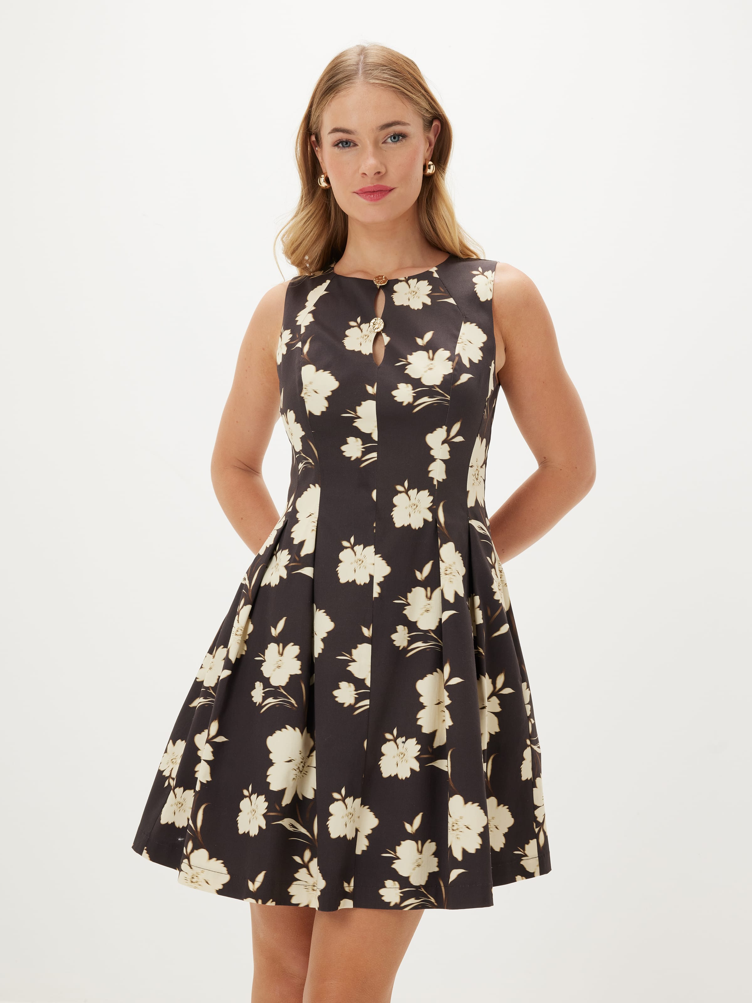 Valerie Keyhole Dress