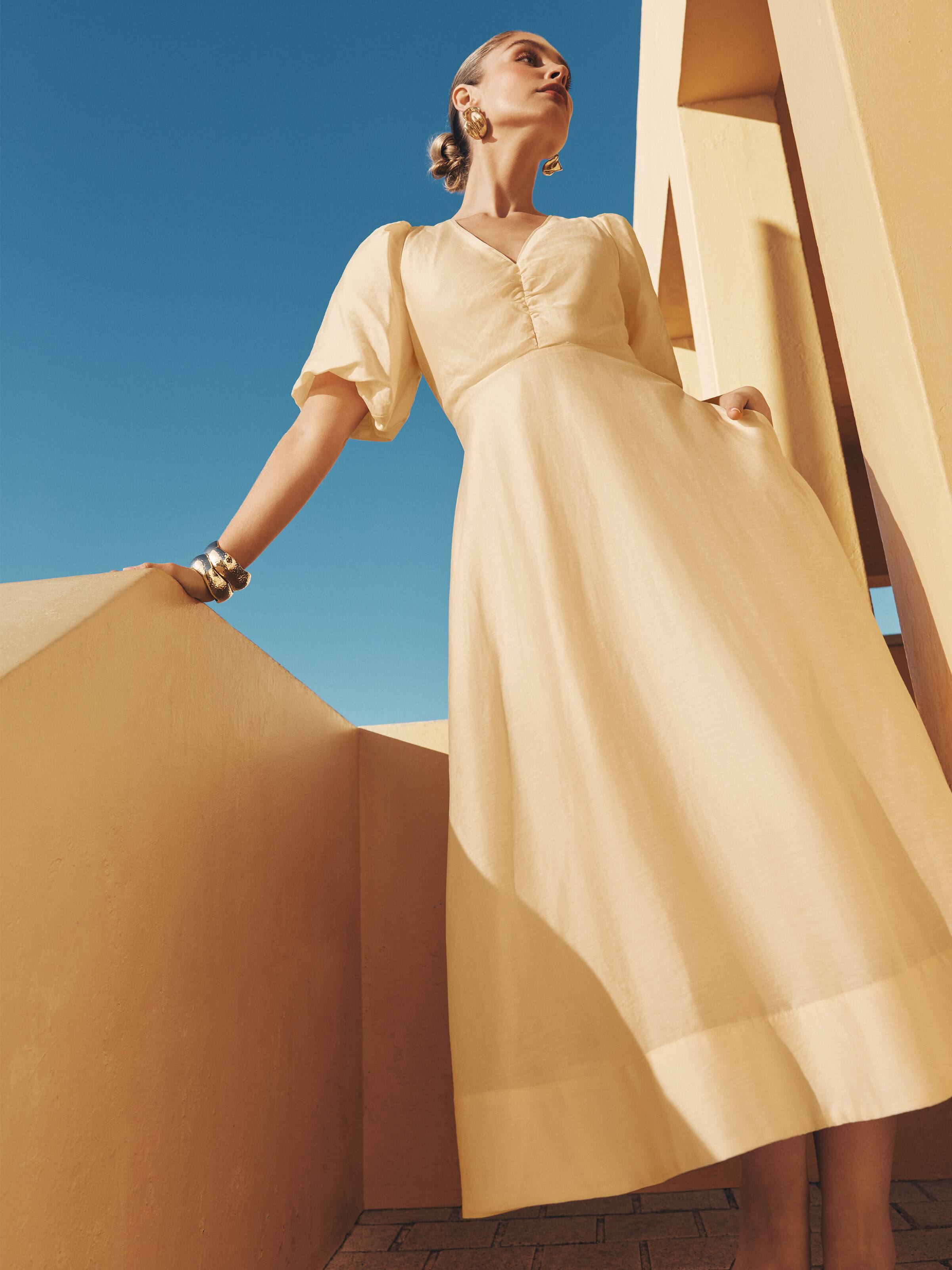 Ray Keyhole Midi Dress