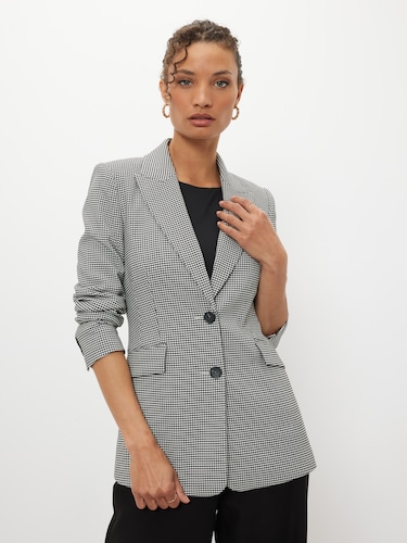 Dare To Dream Check Blazer                                                                                                      