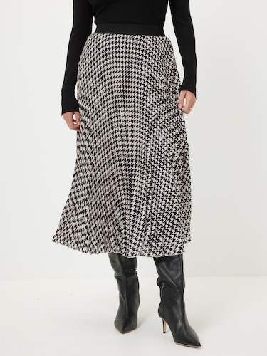 Harlow Houndstooth Pleated Skirt                                                                                                