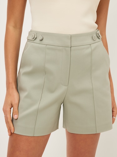 Bella Button Short                                                                                                              