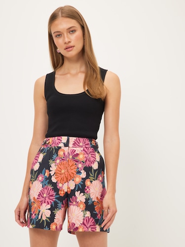 Bella Button Printed Short                                                                                                      