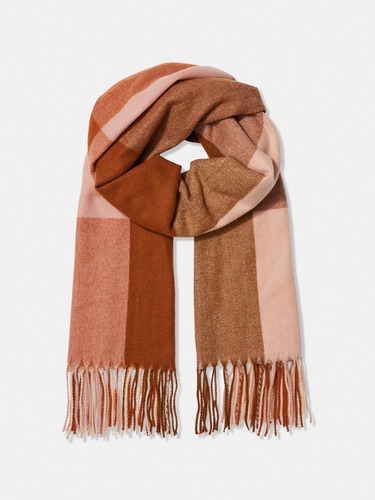 Checked Tassel Scarf                                                                                                            