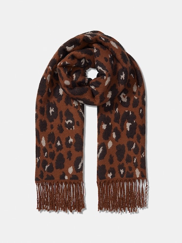 Jacquard Animal Scarf                                                                                                           