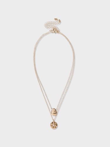 Gigi Pearl & Abstract Pendant                                                                                                   