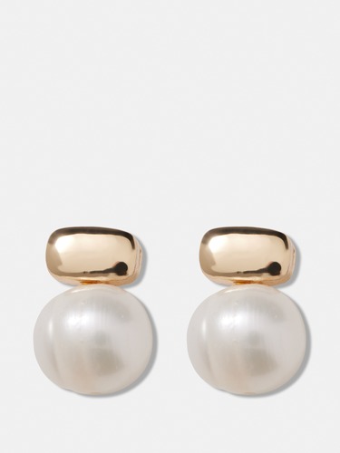 Juliette Freshwater Pearl Stud                                                                                                  