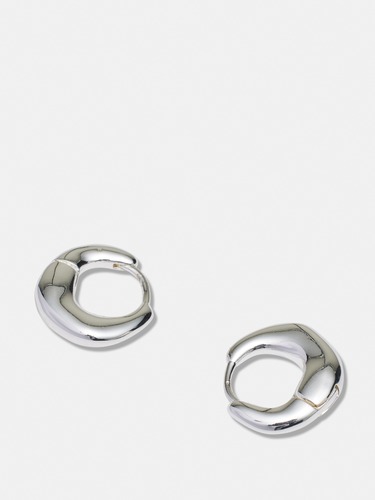 Sydney Huggie Hoop Earrings                                                                                                     