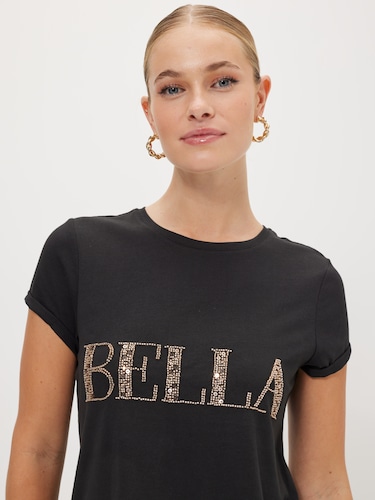 Bella T-Shirt                                                                                                                   