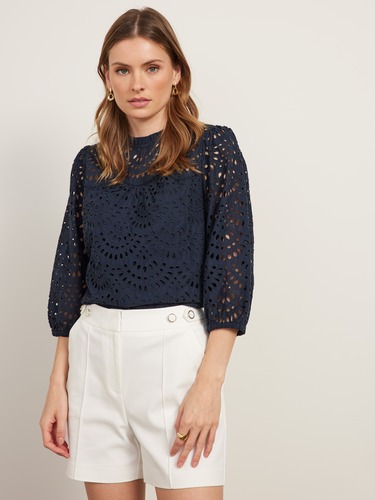 Bella Broderie Top                                                                                                              