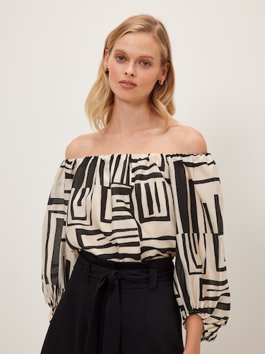 Olivia Off Shoulder Top                                                                                                         