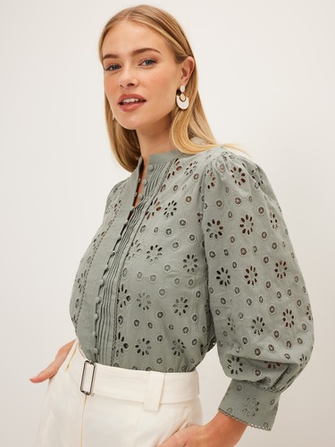 Billie Broderie Blouse                                                                                                          