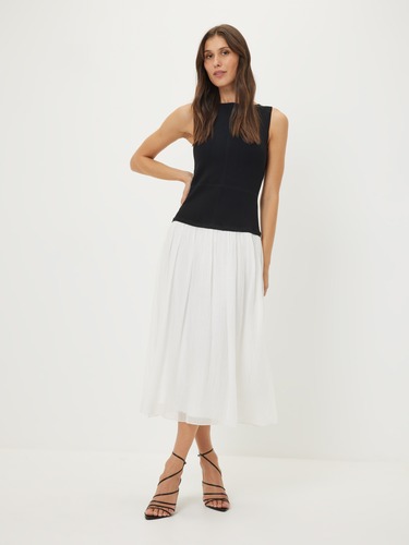 Lia Midi Dress                                                                                                                  