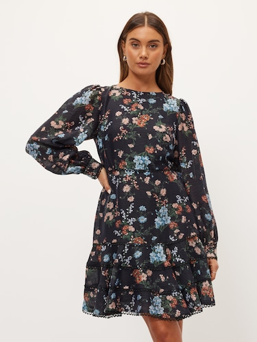 Caitlyn Long Sleeve Dress                                                                                                       